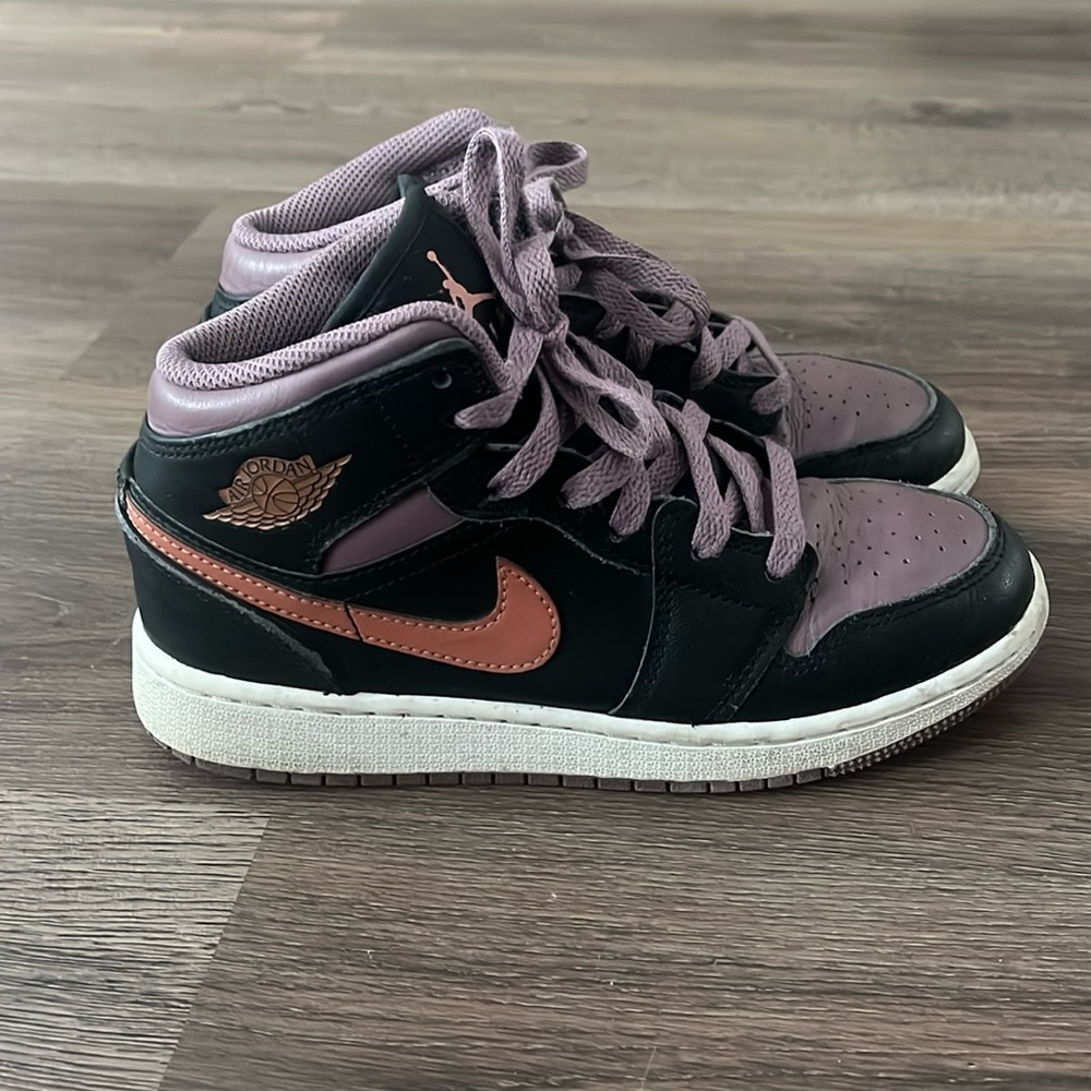 Jordan 1 - Picture 3 of 5